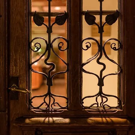 酒店 & Restaurant Gruener Baum