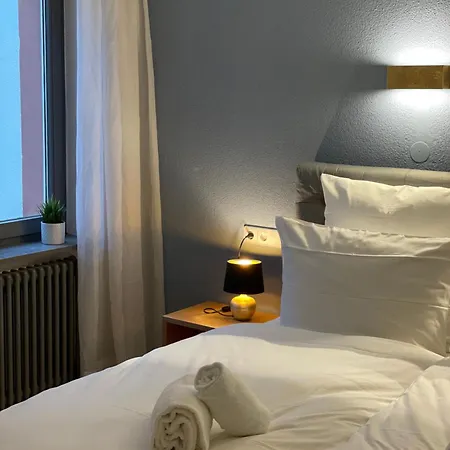 酒店 & Restaurant Gruener Baum 美泽森