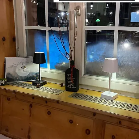 & Restaurant Gruener Baum 美泽森