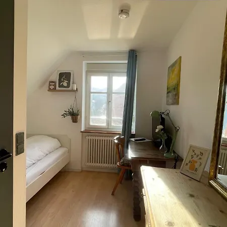 & Restaurant Gruener Baum 酒店