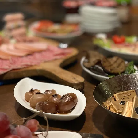 酒店 & Restaurant Gruener Baum 2*