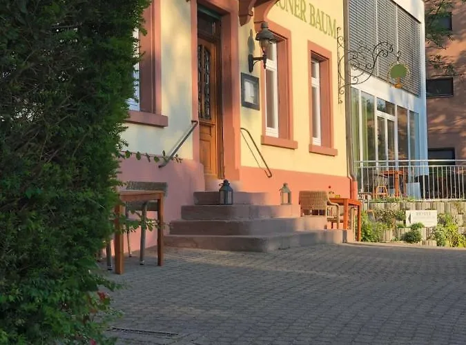 & Restaurant Gruener Baum